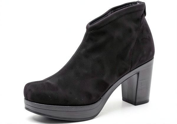 Womens Black White Sneakers Synthetic Rubber Sole Size 9.5-0